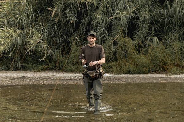 stylish-fishing-apparel-for-comfort-and-performance-big-0