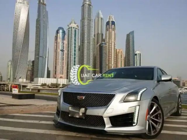 premium-car-hire-with-driver-in-dubai-for-business-trips