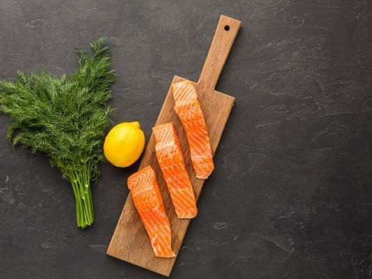 savour-gourmet-smoked-salmon-pre-sliced-long-cut