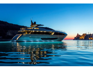 indulge-in-luxury-with-private-yacht-rentals-in-dubai-gunayydin-small-0