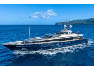 luxury-yacht-rental-dubai-gunayydin-small-0