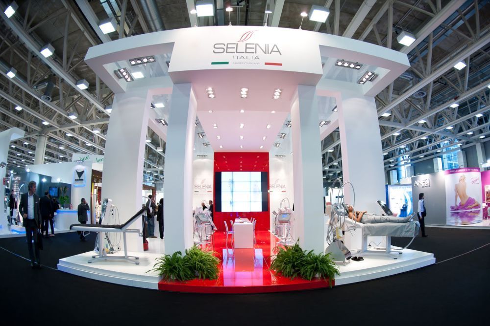 professional-exhibition-stands-dubai-design-build-big-0