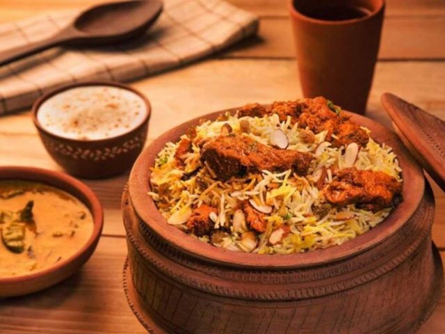 authentic-hyderabadi-dum-biryani-at-anmol-hyderabadi-restaurant