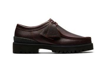 classic-clarks-orginial-shoes-footwear-collection-in-uae