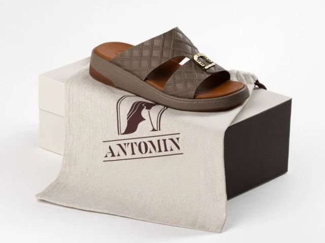 leather-sandal-manufacturer-uae-premium-quality-by-by-zmr