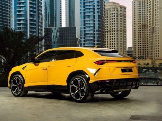 luxury-lamborghini-urus-rental-in-dubai-burnout-rent-a-car