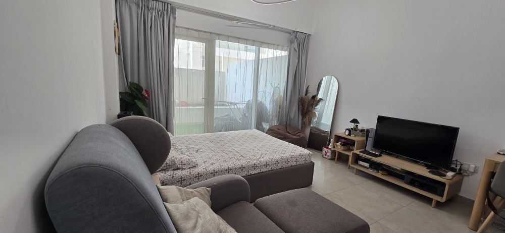 studio-for-rent-in-al-furjan-looking-for-lady-flatmate-big-2