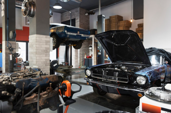 garage-near-me-in-dubai-big-0