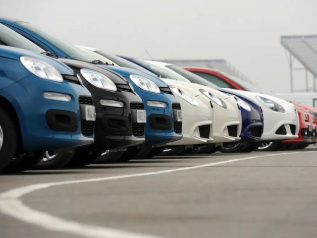 book-weekly-car-rental-in-ajman-fast-easy