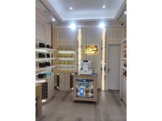 perfume-shop-in-ajman-small-0