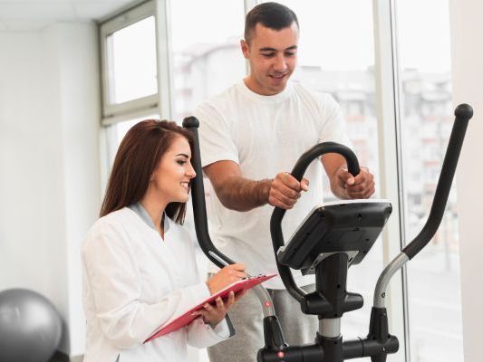 fast-accredited-visa-medical-fitness-services-in-sharjah