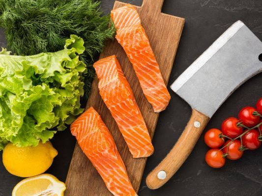 savor-the-taste-of-smoked-salmon-pre-sliced-long-cut