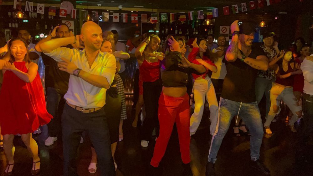 salsa-classes-in-dubai-master-the-art-of-latin-dance-big-0