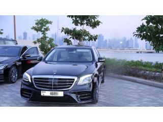 chauffeur-driven-group-rides-for-corporate-events-small-0