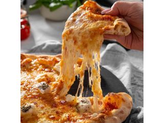 best-pizza-in-dubai-wood-fired-italian-pizza-delivery-dine-in-small-1