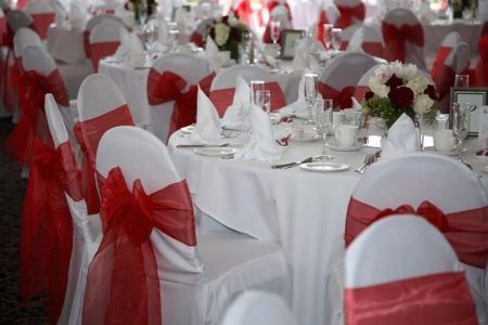 professional-tables-and-chairs-for-rental-dubai-services-big-0