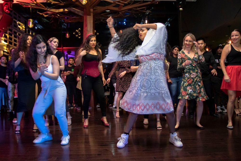 rueda-classes-in-uae-for-fun-and-social-dance-sessions-big-0