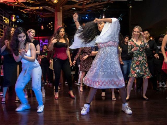rueda-classes-in-uae-for-fun-and-social-dance-sessions