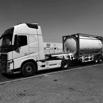 liquid-transport-services-in-uae-for-fuel-and-oil-operations-big-1