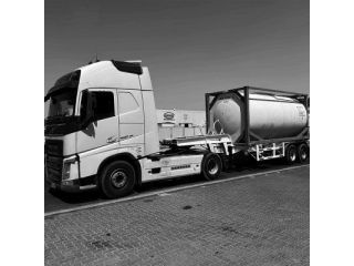 liquid-transport-services-in-uae-for-fuel-and-oil-operations-small-1