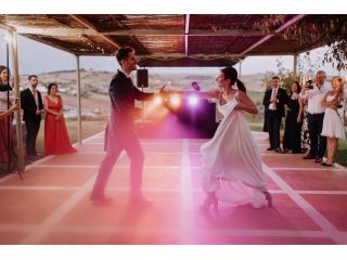 best-ballroom-dance-lessons-for-wedding-in-abu-dhabi-small-0