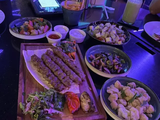 enjoy-quality-time-at-the-most-loved-family-resturant-in-dubai