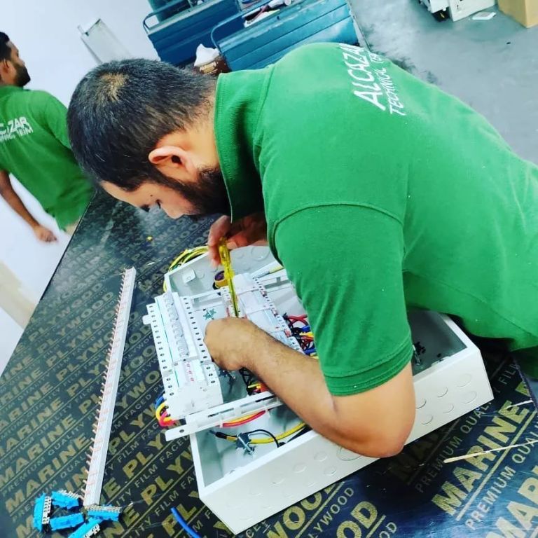 hvac-contractors-in-dubai-hvac-maintenance-companies-in-dubai-big-0
