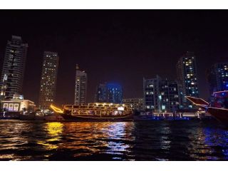 dubai-tour-packages-night-cruise-small-0