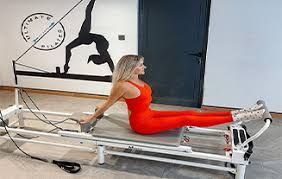best-pilates-classes-in-al-barsha-dubai-reformer-training-big-0