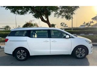 7-seater-car-rental-in-dubai-prox-cars-small-0