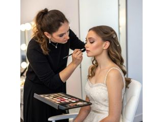 luxury-wedding-makeup-artist-dubai-for-flawless-brides-small-0