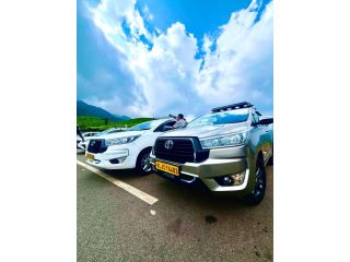 luxury-tourism-van-rental-small-0