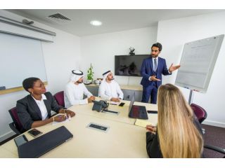 dubai-free-zone-business-setup-daibc-small-0
