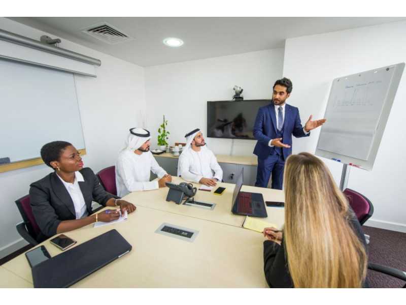 dubai-free-zone-business-setup-daibc-small-0