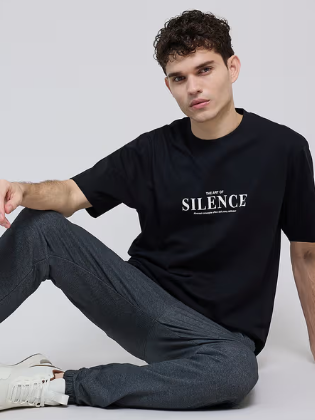 comfortable-t-shirt-for-men-online-in-uae-big-0