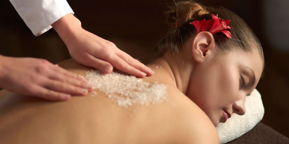 rejuvenating-body-wraps-scrubs-in-dubai-big-0