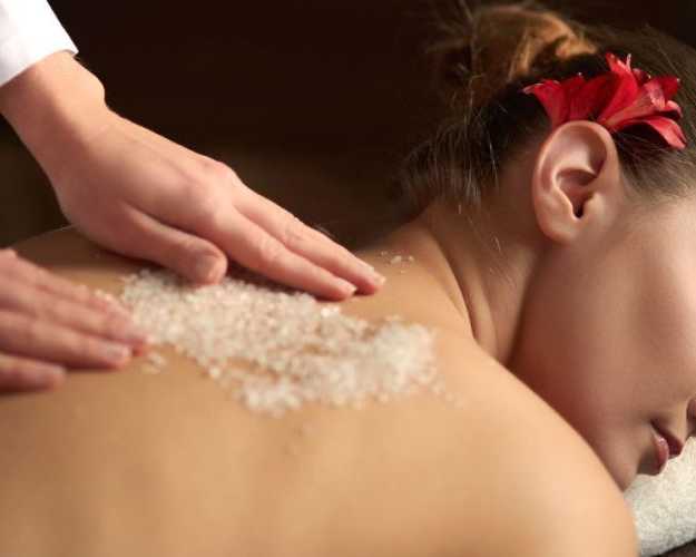 rejuvenating-body-wraps-scrubs-in-dubai