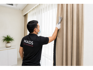 best-curtain-cleaners-in-dubai-small-0