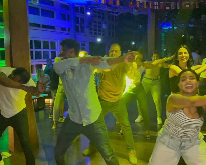 kizomba-classes-dubai-for-couples-and-solo-participants