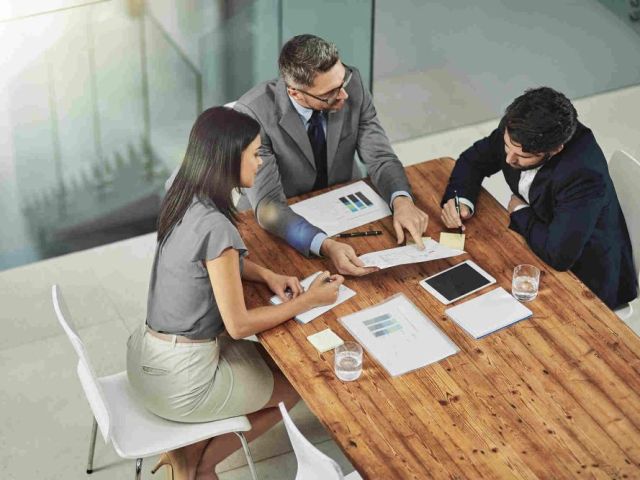 business-setup-consultancy-in-dubai-costs-services-benefits