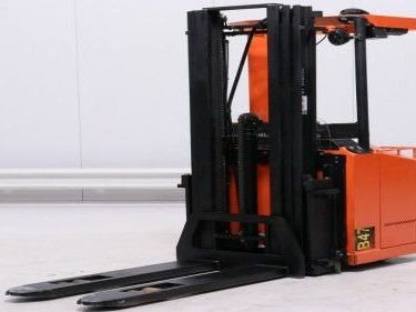 reliable-electric-stacker-supplier-in-uae