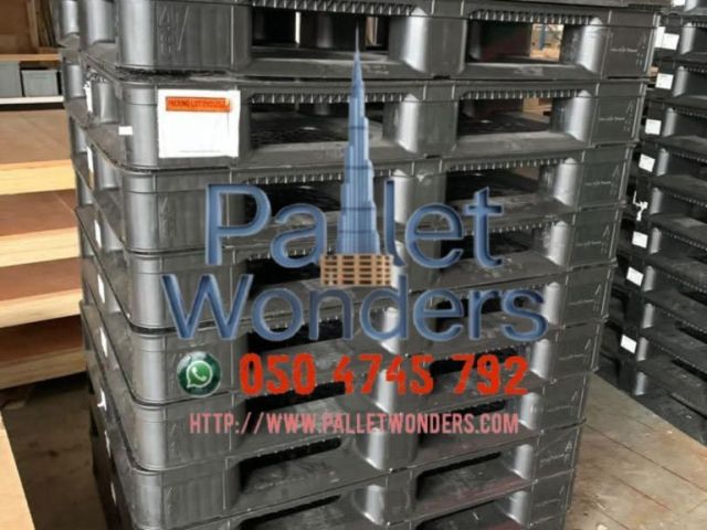 pallets-0555450341-wooden