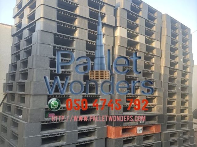 plastic-pallets-0555450341