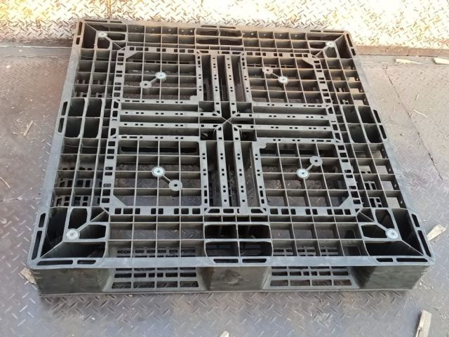 plastic-pallets-0555450341-dubai