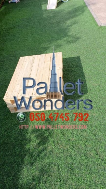 pallets-0555450341-wooden-big-0