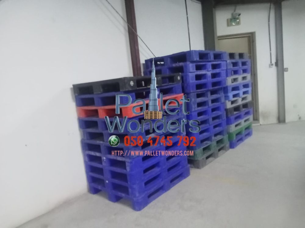 pallet-0555450341-wooden-big-0