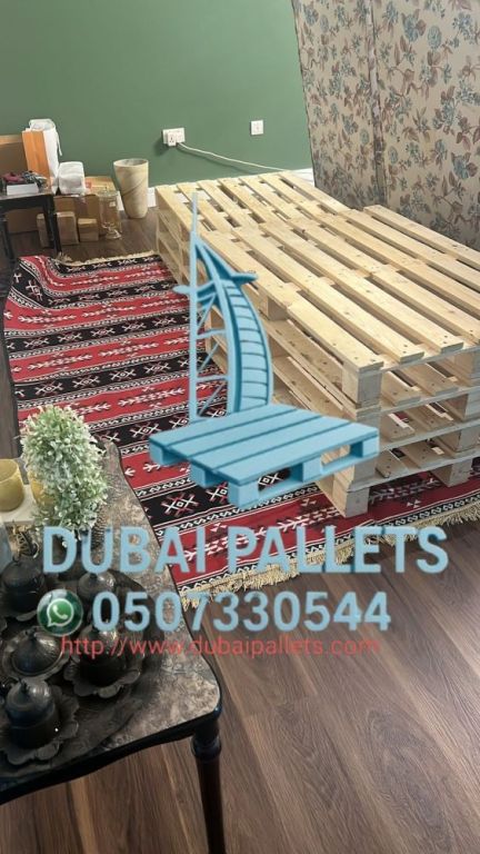 0555450341-wooden-pallet-big-0