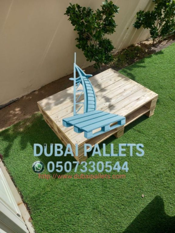 0555450341-wooden-pallets-big-0