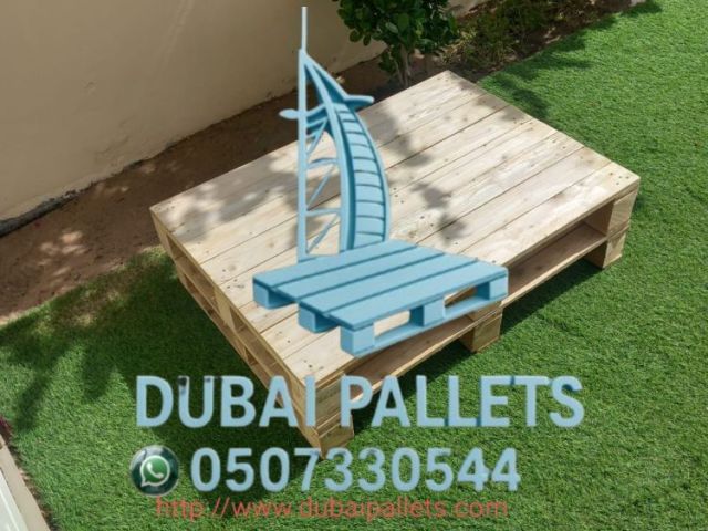 0555450341-wooden-pallets
