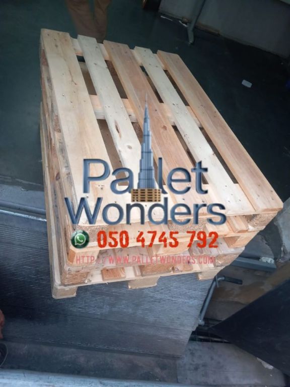 0555450341-pallet-wood-big-0
